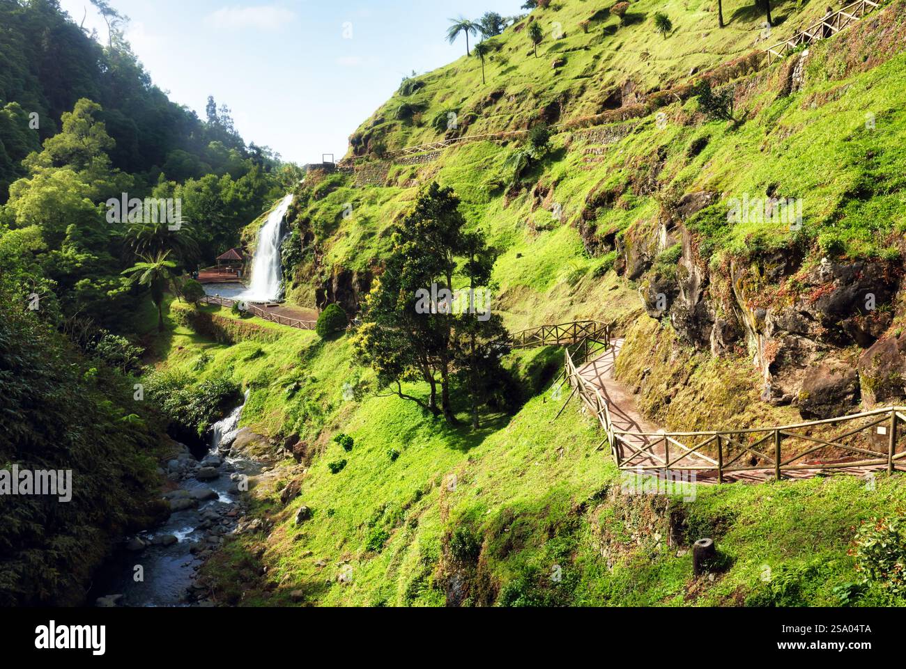 Naturpark Ribeira dos Caldeiroes auf der Insel Sao Miguel, Azoren, Portugal. Stockfoto