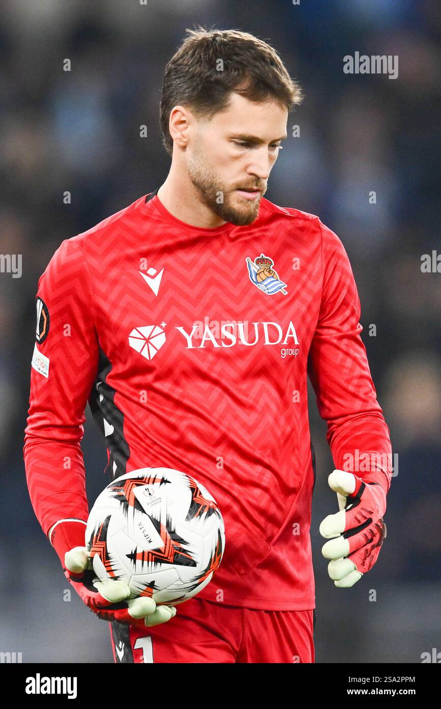 Alejandro Remiro von Real Sociedad wurde während des Spiels der UEFA Europa League 2024/25 Phase MD7 zwischen S.S. Lazio und Real Sociedad im Olympiastadion gesehen. Endergebnis: S. Lazio 3 : 1 Real Sociedad. Stockfoto