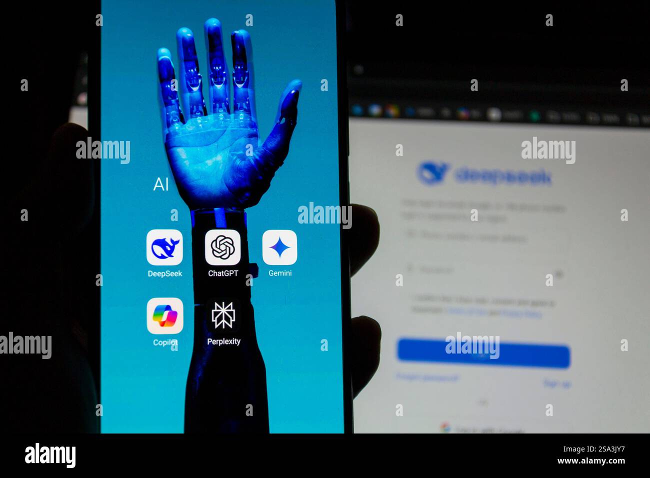 Verschiedene mobile Apps für künstliche Intelligenz, DeepSeek Open-Source-App für große Sprachmodelle am 28. Januar 2025 in Prag, Tschechische Republik. Stockfoto
