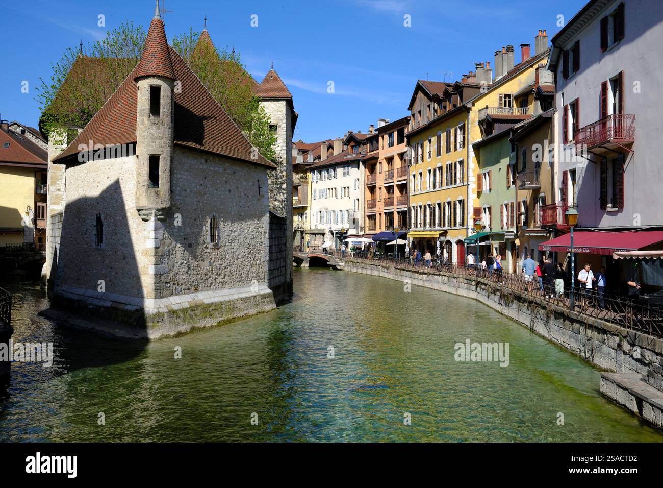 Palais de l'Isle, mitten im Fluss Thiou. Annecy. Frankreich. Stockfoto
