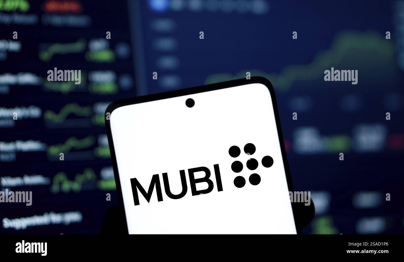 Das MUBI-Logo wird auf dem Smartphone angezeigt. MUBI ist eine Video-Streaming-Plattform Stockfoto