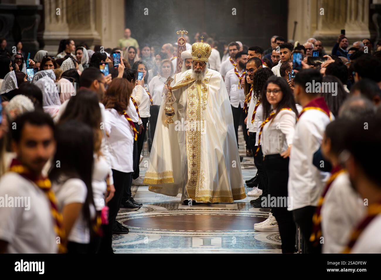Rom Sonntag, 14. Mai 2023: Leiter der koptischen Kirche Alexandria Tawadros II. Feiert eine Messe in der Basilika St. Johannes Lateran in Rom. Stockfoto