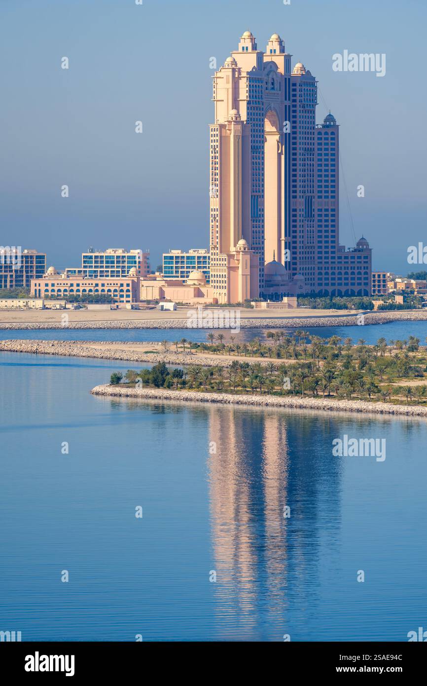 12. Januar 2025, Abu Dhabi, VAE: Rixos Marina majestätischer Palast Stockfoto