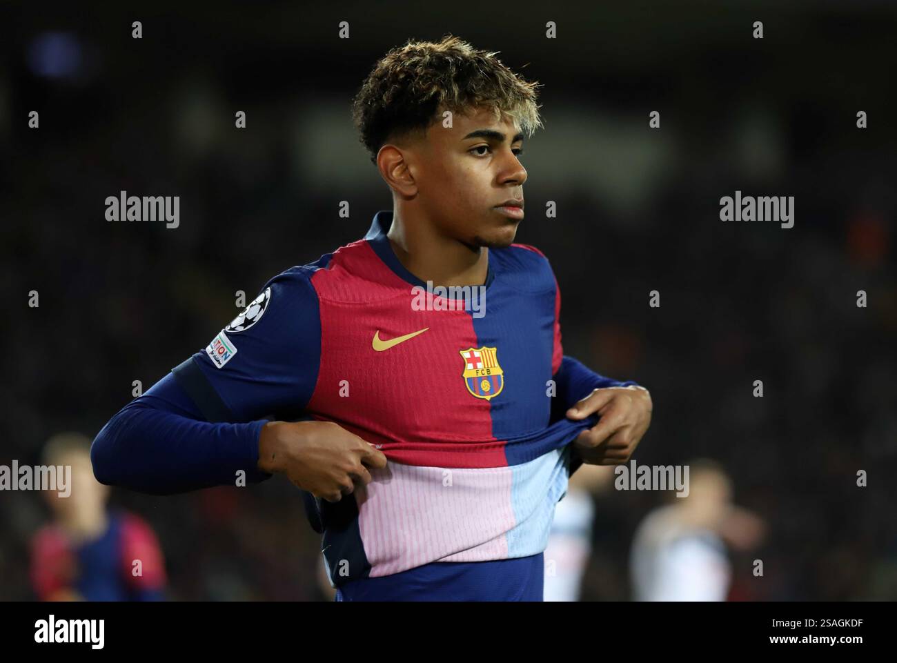 Sabadell, Barcelona, Spanien. 30. Januar 2025. Barcelona Spanien 29.01.2025 Lamine Yamal (FC Barcelona) spielt bei der UEFA Champions League zwischen dem FC Barcelona und Atalanta am 29. Januar 2024 in Barcelona bei Estadi Olimpic Lluis Companys. (Kreditbild: © Xavi Urgeles/ZUMA Press Wire) NUR REDAKTIONELLE VERWENDUNG! Nicht für kommerzielle ZWECKE! Stockfoto