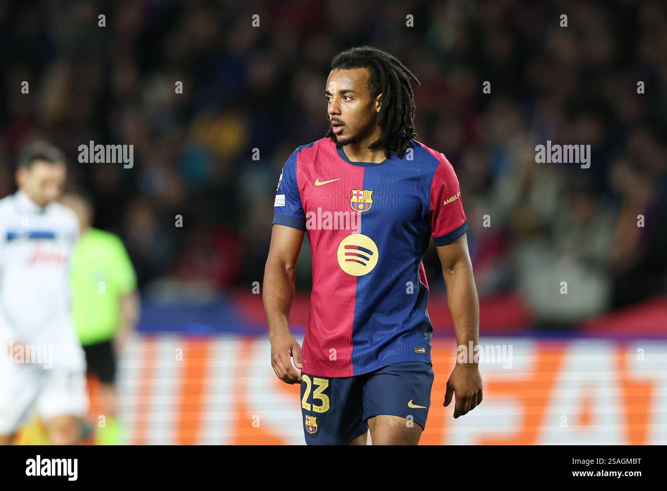 Barcelona, Spanien. 30. Januar 2025. Jules Kounde vom FC Barcelona war beim Spiel der UEFA Champions League zwischen dem FC Barcelona und Atalanta Bergamo in Estadio Olimpico zu sehen. Endergebnis: FC Barcelona 2:2 Atalanta Bergamo. Quelle: SOPA Images Limited/Alamy Live News Stockfoto