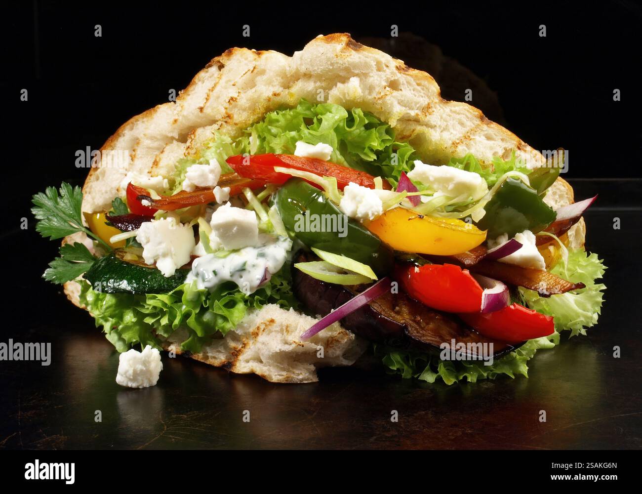 Gemüsekebab mit Feta - Fast Food Stockfoto