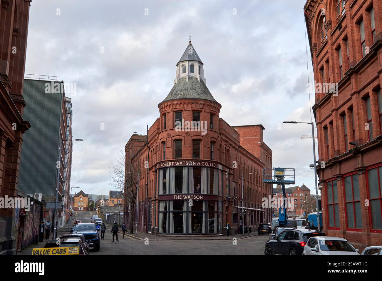Die watson Bar in einer ehemaligen Möbelfabrik und Poolhalle Bibliothekshaus Gebäude belfast, Nordirland, großbritannien Stockfoto