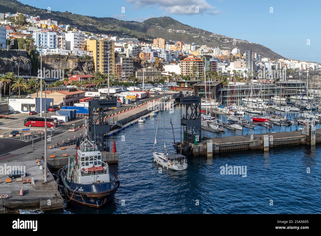 Schlepper VB RISBAN am Yachthafen in Santa Cruz de La Palma (Spanien) Stockfoto