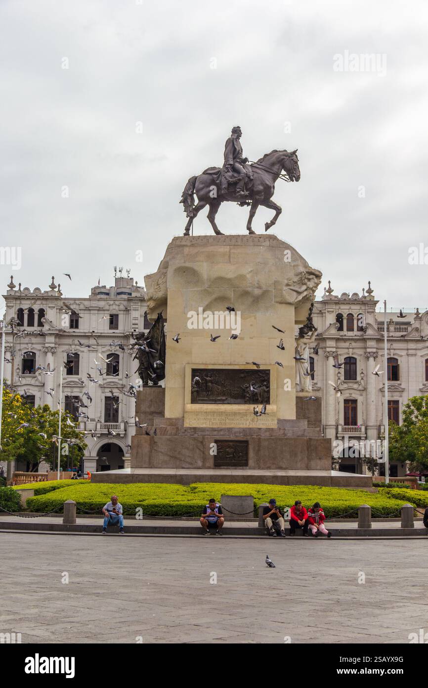 Statue des San Martin Platzes - Lima, Peru Stockfoto