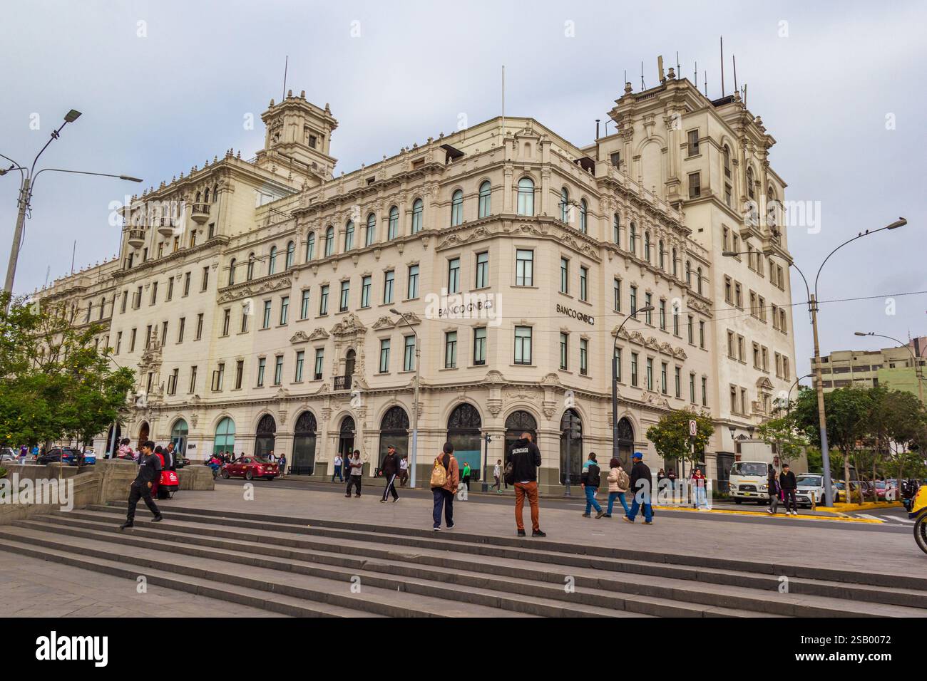 GNB Bank am San Martin Square - Lima, Peru Stockfoto