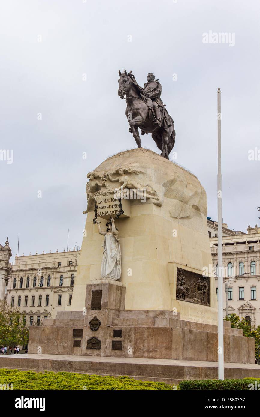 Statue des San Martin Platzes - Lima, Peru Stockfoto