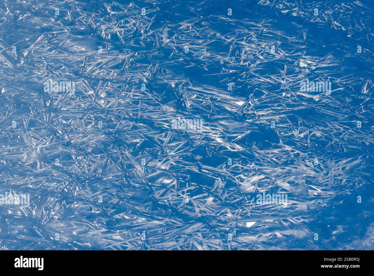 Eismuster, Wallowa River, Oregon. Stockfoto
