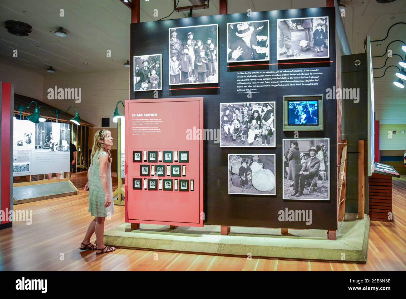 Independence, CA USA - 29. Juli 2018: Manzanar National Historic Site erzählt die Geschichte, wo japanische Amerikaner in einer Konzentration inhaftiert waren Stockfoto
