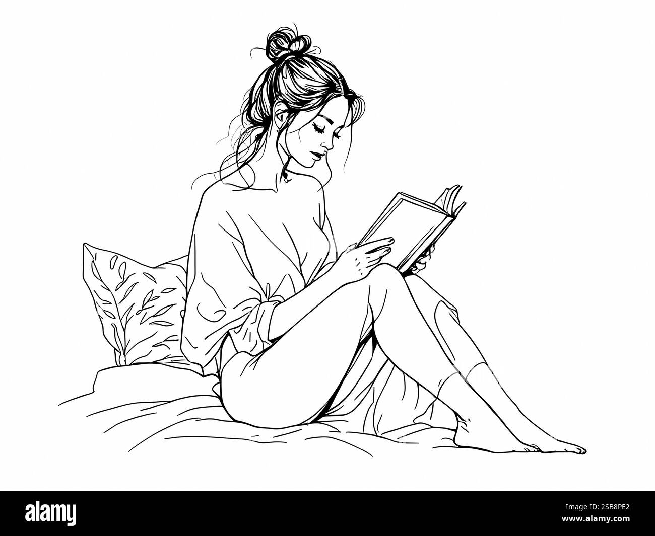 Entspannende Frau, die in gemütlicher Umgebung liest Stockfoto