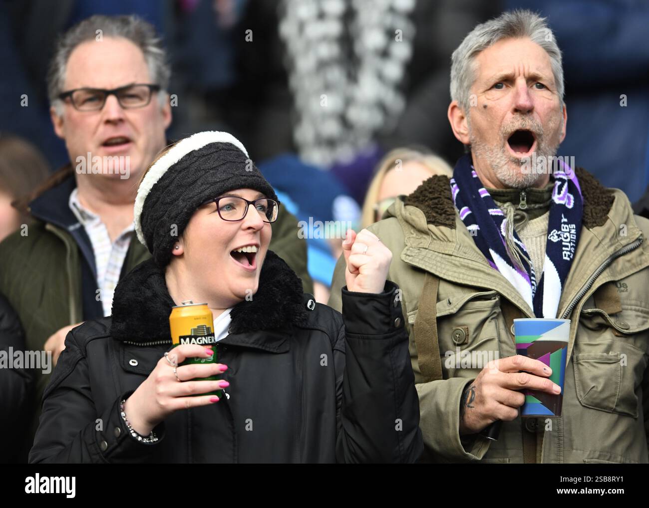Edinburgh, Großbritannien. Februar 2025. Schottische Fans beim Six Nations Championship-Spiel im Murrayfield Stadium, Edinburgh. Der Bildnachweis sollte lauten: Neil Hanna/Sportimage Credit: Sportimage Ltd/Alamy Live News Stockfoto