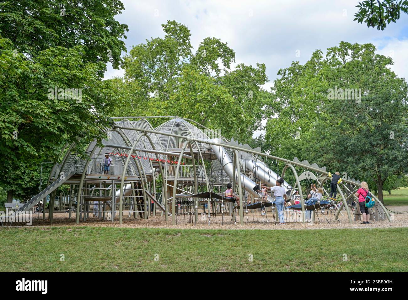 Dino-Spielplatz im Rosensteinpark, Stuttgart, Baden-Württemberg, Deutschland Stockfoto