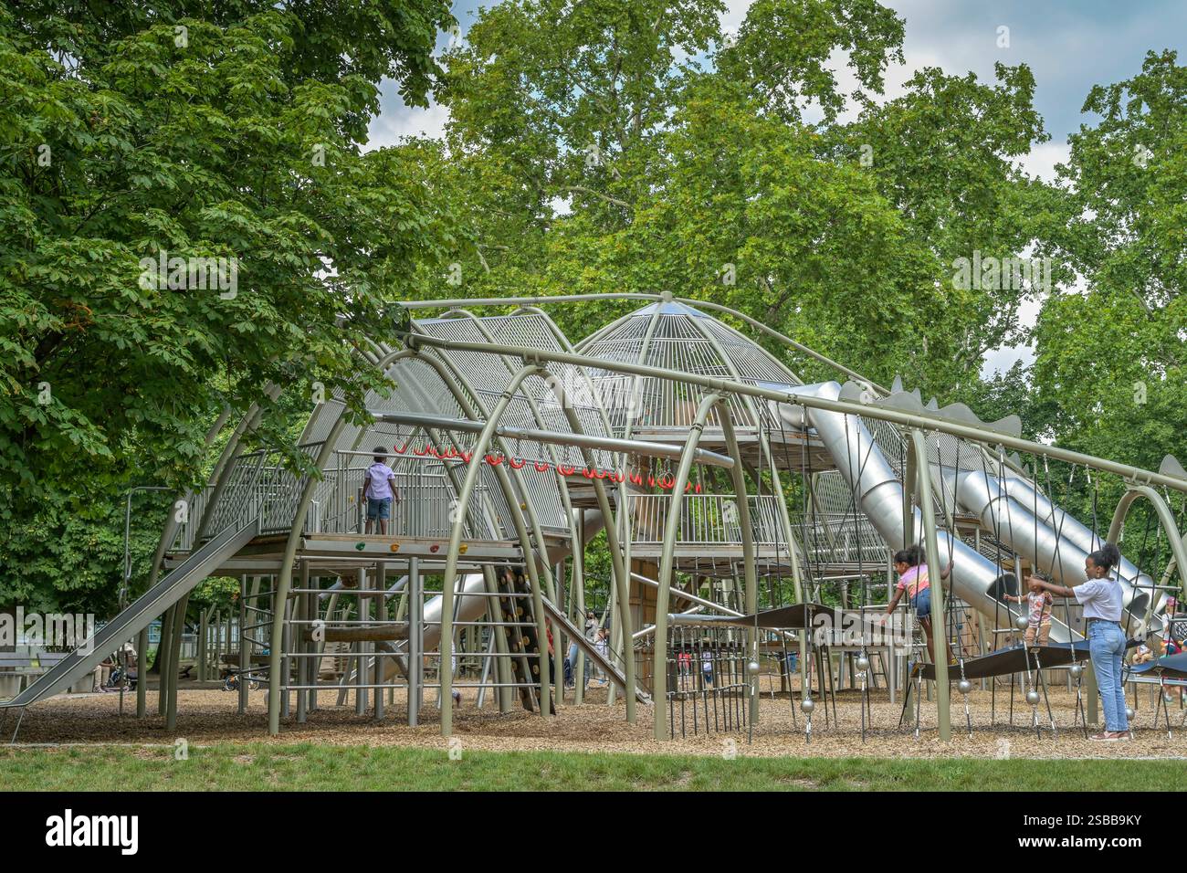 Dino-Spielplatz im Rosensteinpark, Stuttgart, Baden-Württemberg, Deutschland Stockfoto