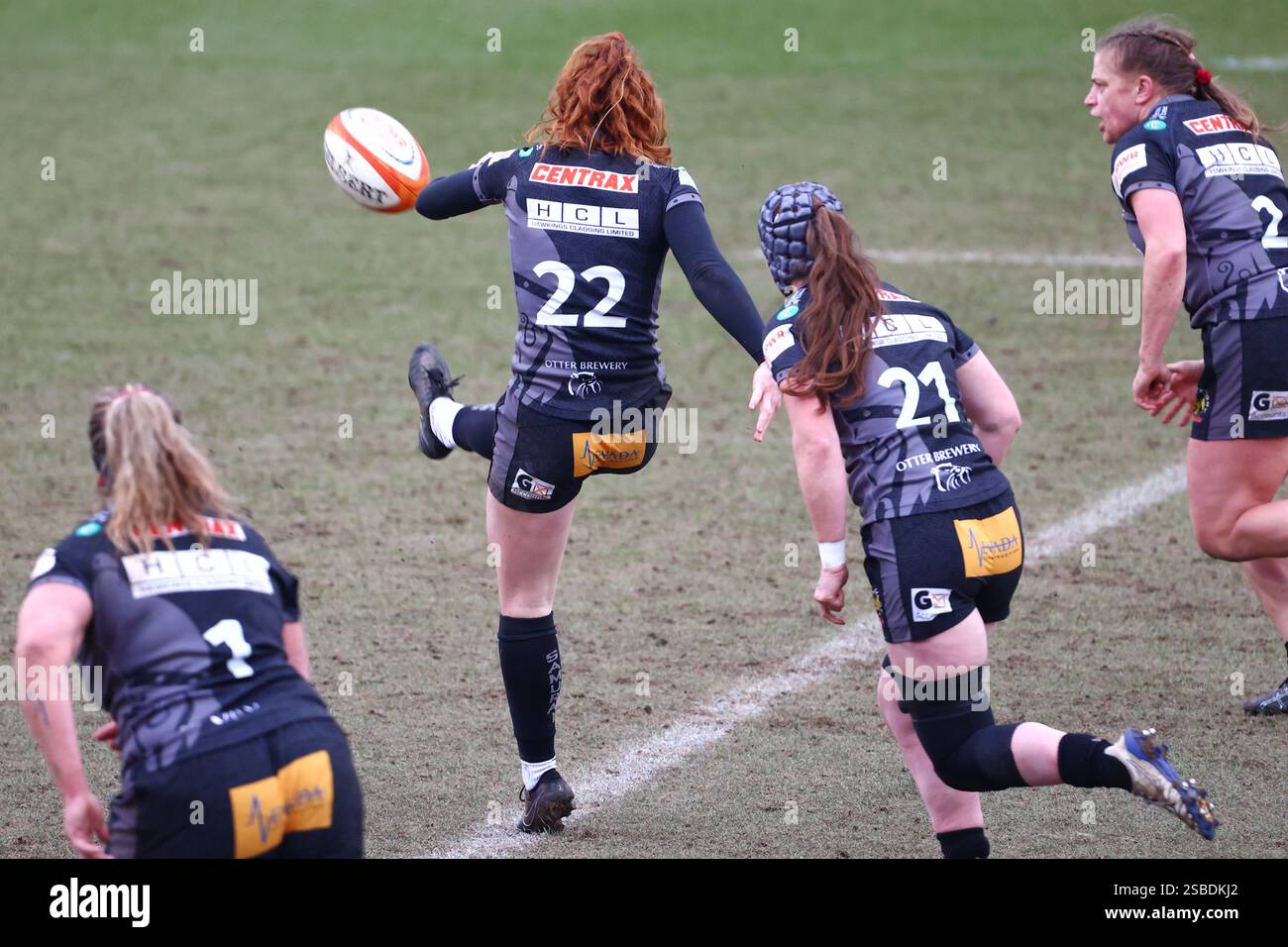 Exeter, Devon, Großbritannien. Februar 2025. PWR Professional Damen Rugby Exeter Chiefs vs Harlequins im Sandy Park, Exeter, Devon. Im Bild: 22 Alexandra Tessier-Kicks. Hinweis: Nidpor/Alamy Live News Stockfoto