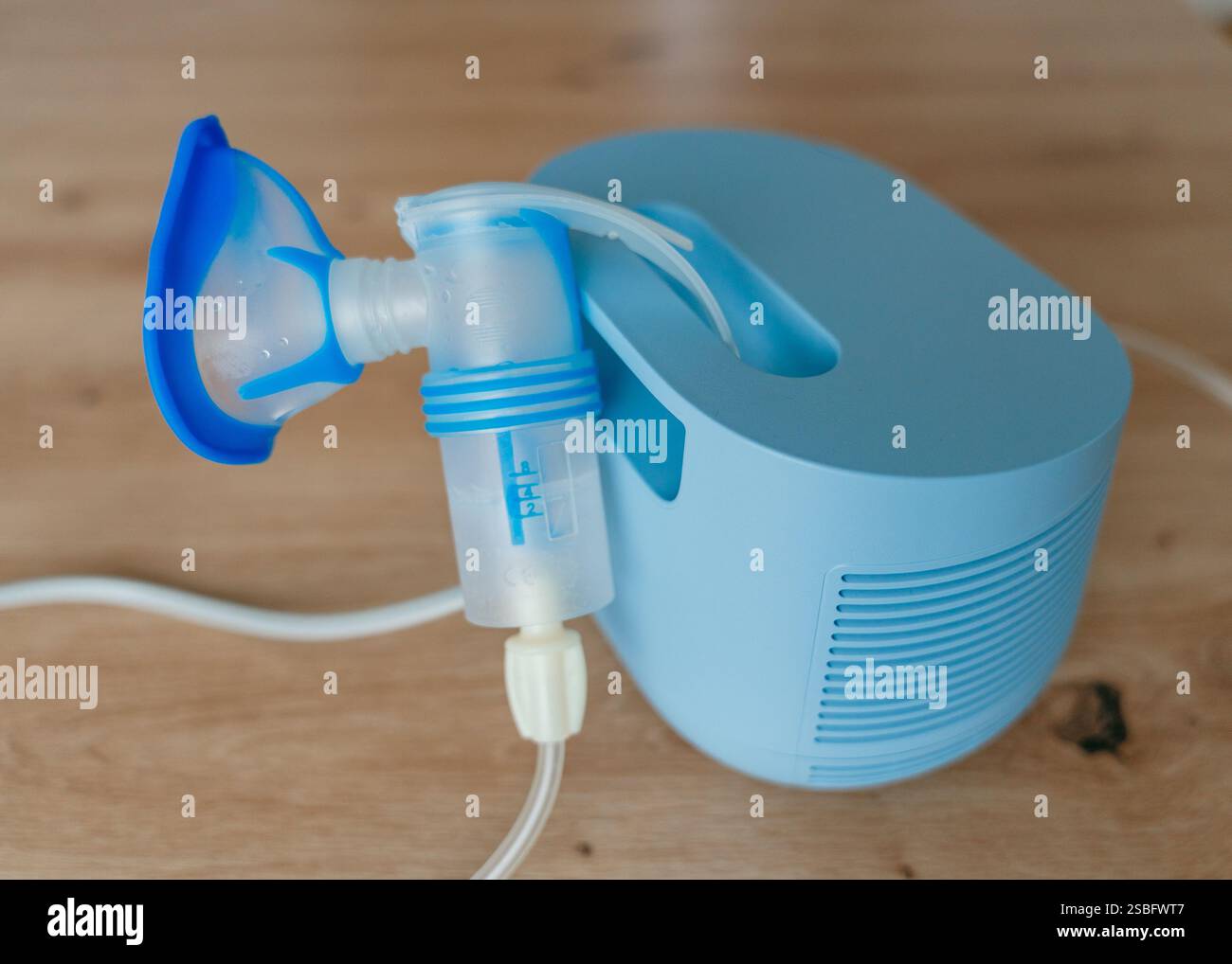Inhalator Medizinische Geräte Atemmaske. Hochwertige Fotos Stockfoto