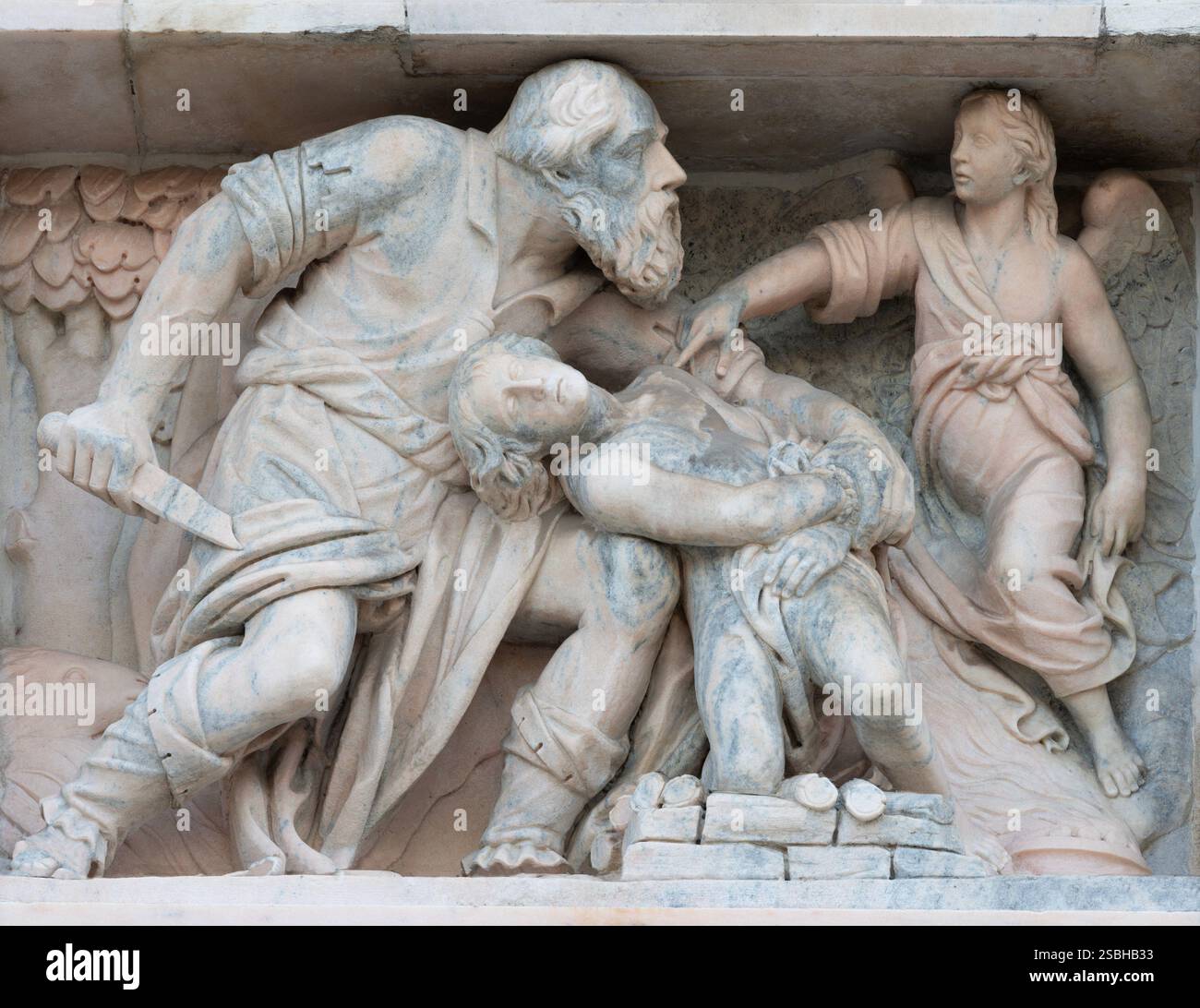 MAILAND, ITALIEN - 16. SEPTEMBER 2024: Das Detail aus der Fassade des Duomo - das Opfer des Isaak von Gaspare Vismara - Kopie nach dem Original (1977) Stockfoto