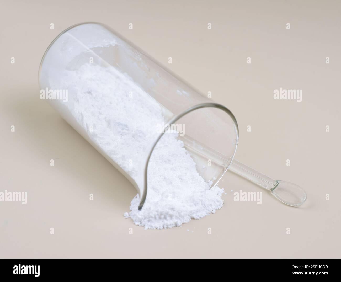 Zinkstearat ist eine in der Industrie weit verbreitete Zinkseife. Stockfoto Zinkstearat ist eine in der Industrie weit verbreitete Zinkseife. Stockfoto