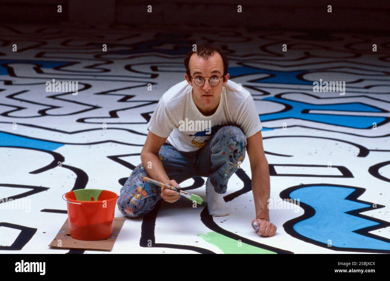Keith Haring (1958–1990) Gemälde Palladium Night Club Backdrop, New York City, Mai 1985. Fotografiert von Bernard Gotfryd. Stockfoto