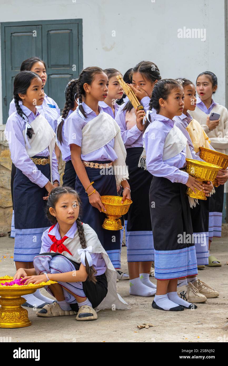 Laos, Luang Prabang, UNESCO-Weltkulturerbe, Festival an der Pasathipatai High School Stockfoto
