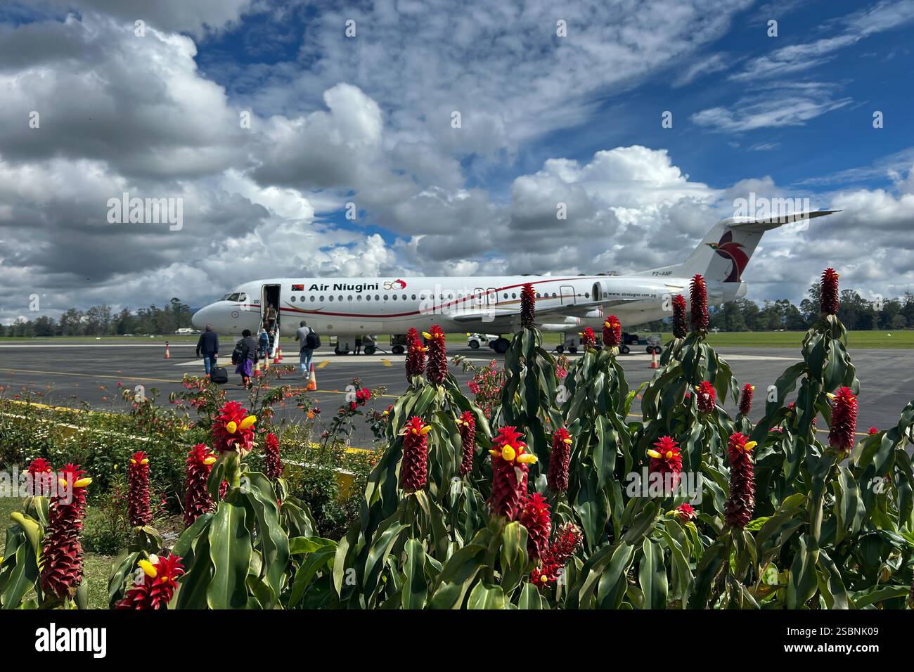 Air Niugini Flugzeug in Mount Hagen Airport, Highlands Region, Papua-Neuguinea Stockfoto