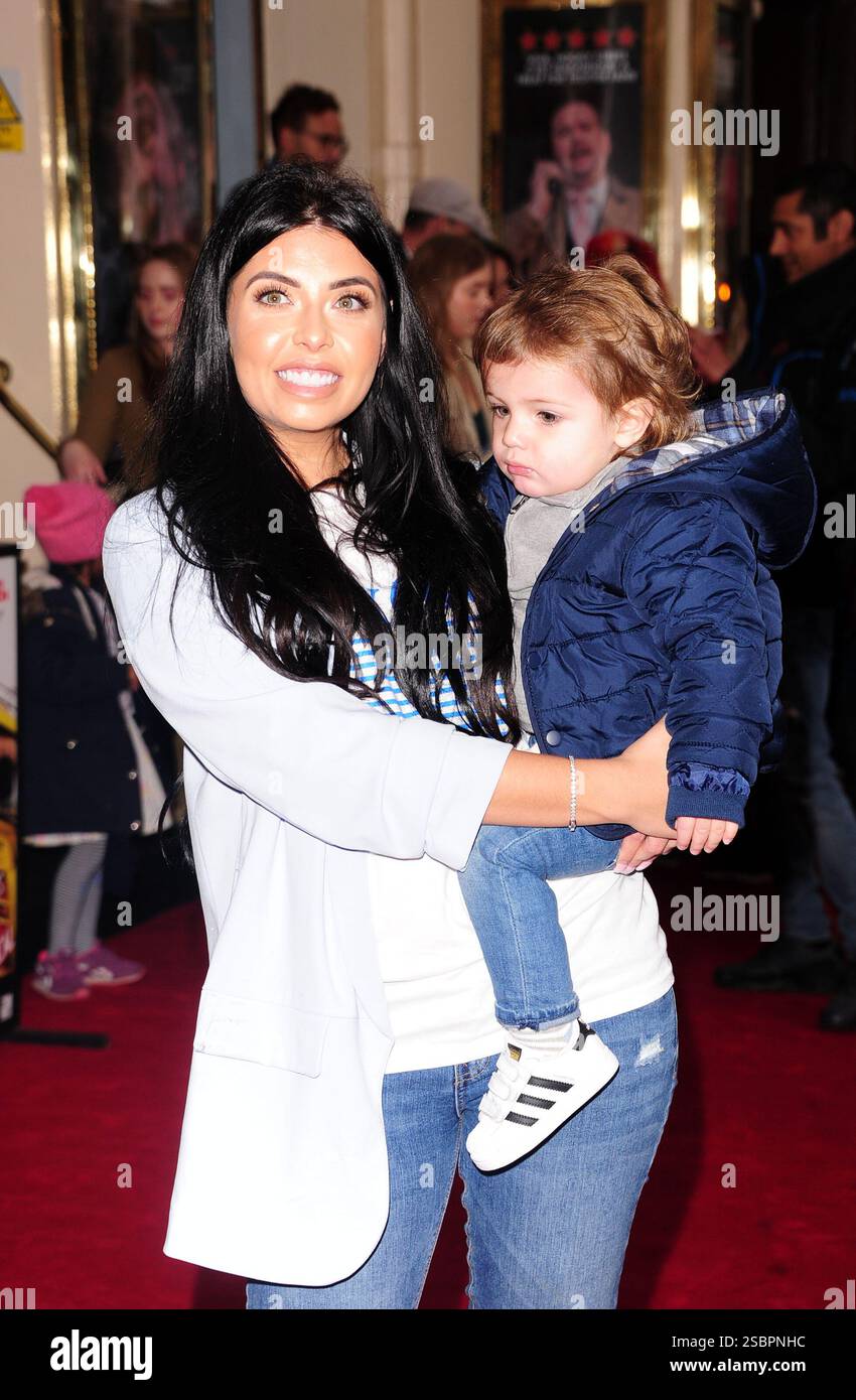 Cara de la Hoyde besuchte am 9. April 2019 die Galavorstellung von Peter Rabbit im Theatre Royal Haymarket London Stockfoto