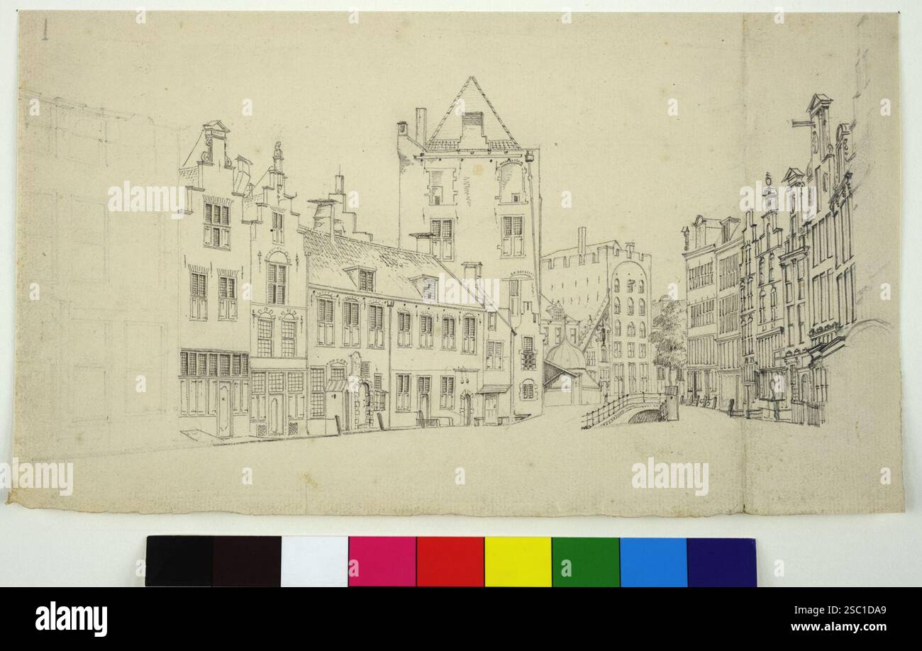 Gezicht vanaf de Ganzenmarkt te Utrecht in de richting van de Oudegracht traf in het midden het wed naar de werf links het huis Keyserrijk en op de ach. Stockfoto