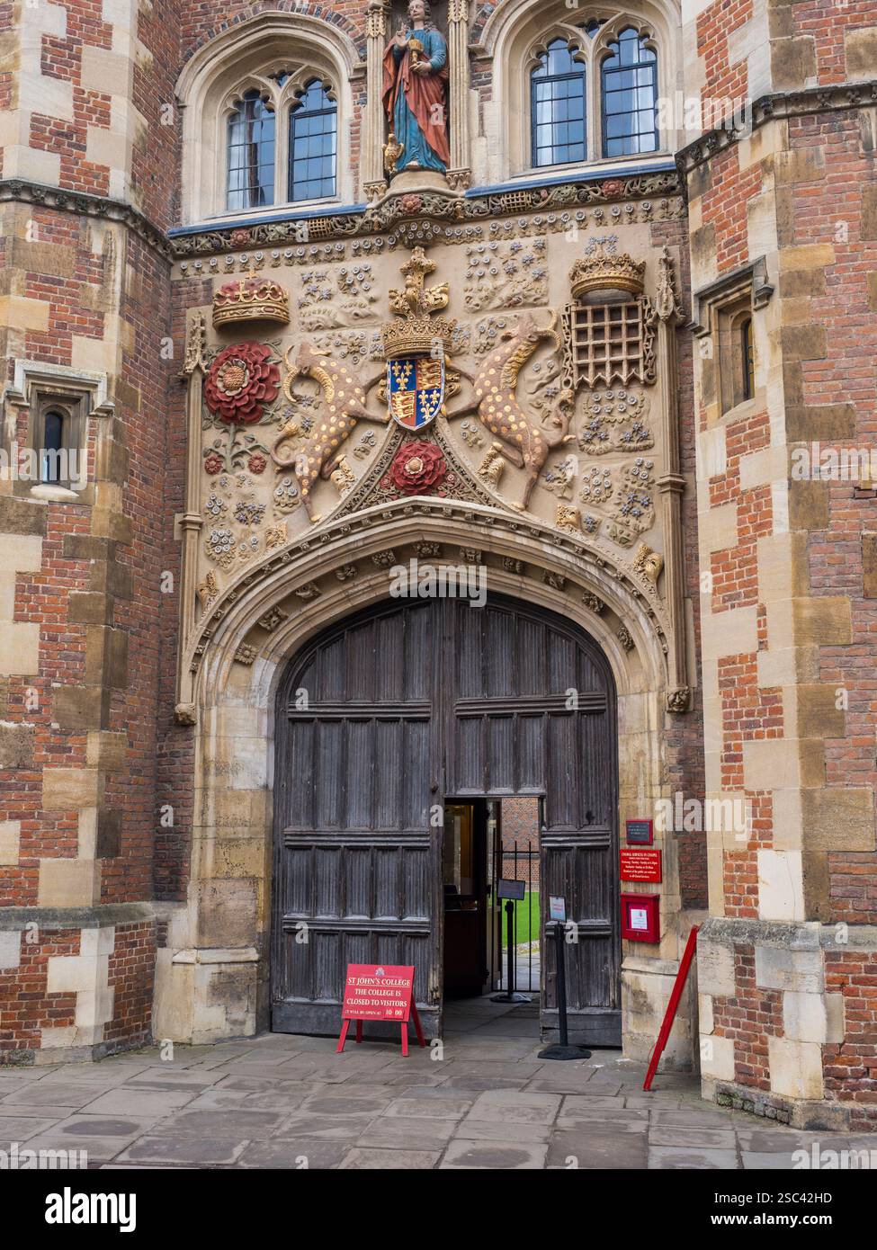 Great Gate, Eintritt zum St Johns College, University of Cambridge, Cambridge, Cambridgeshire, England, GROSSBRITANNIEN, GB. Stockfoto