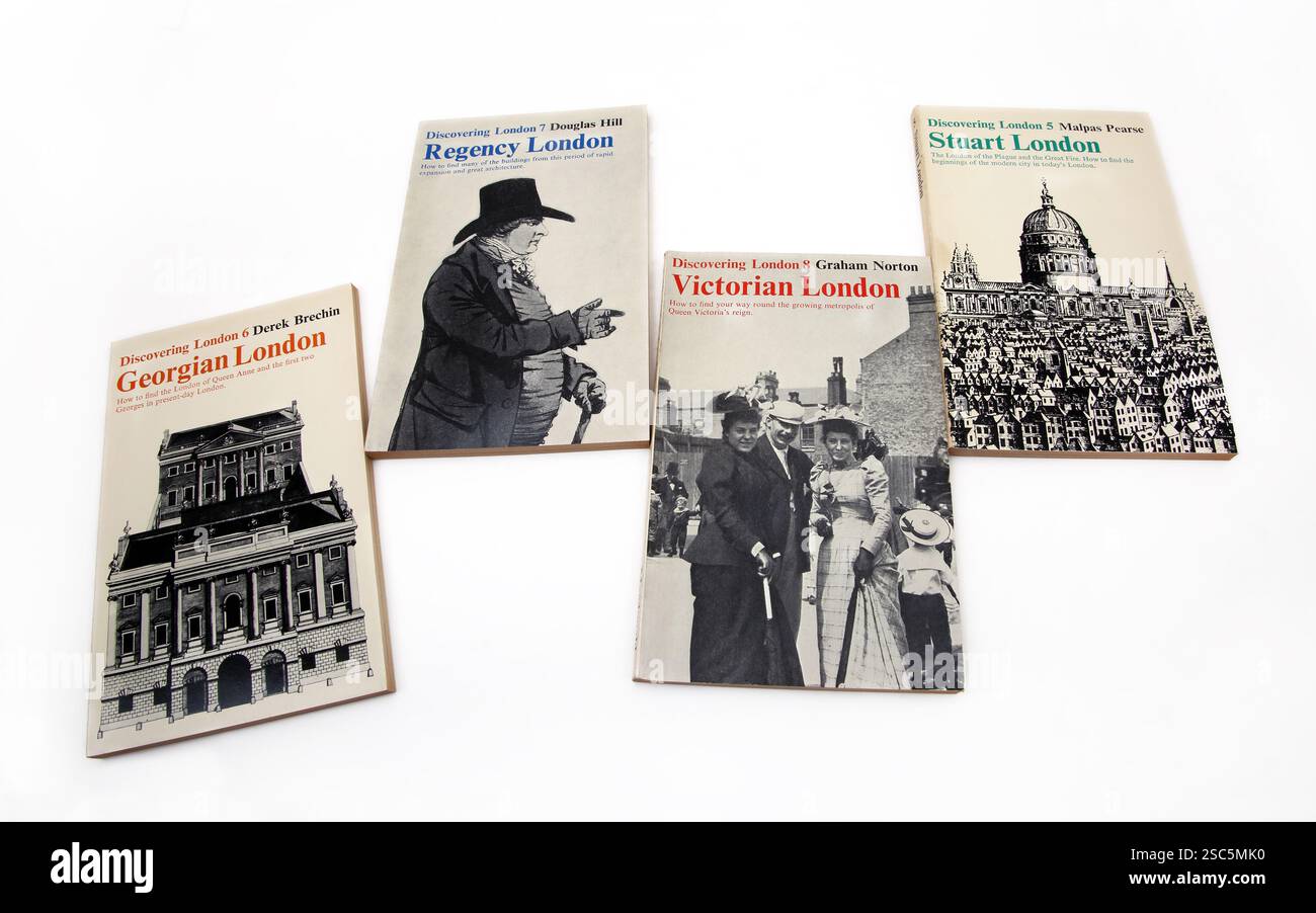 Entdecken Sie London von den Stuarts bis zu den Victorians Guide Books Stockfoto