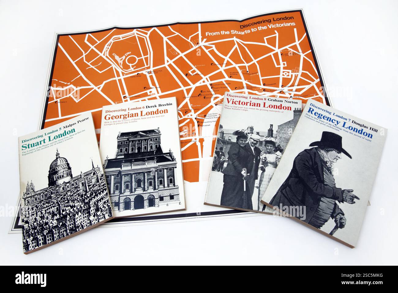 Entdecken Sie London von den Stuarts bis zu den Viktorianern mit Karten und Reiseführer Stockfoto