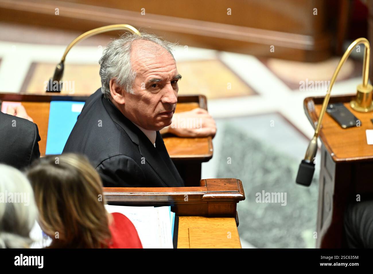 Paris, Frankreich. Februar 2025. Paris am 5. Februar 2025 befragt der französische Premierminister Francois Bayrou während einer Sitzung mit Fragen an die Regierung in der französischen Nationalversammlung Credit: HMB Media/Alamy Live News Stockfoto