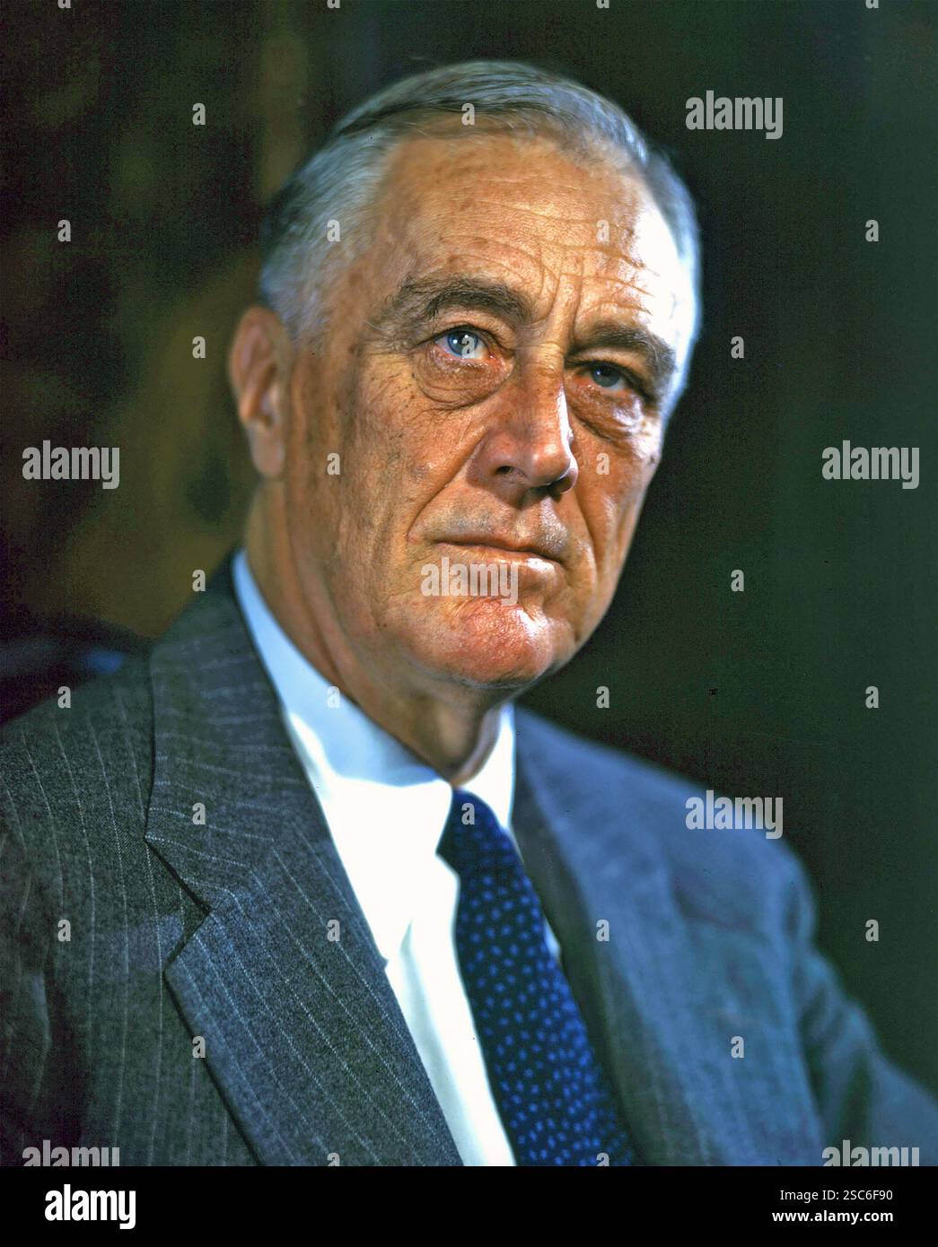 FRANKLIN D. ROOSEVELT (1882–1945) als Präsident der Vereinigten Staaten in seinem offiziellen Wahlkampfporträt 1944. Stockfoto