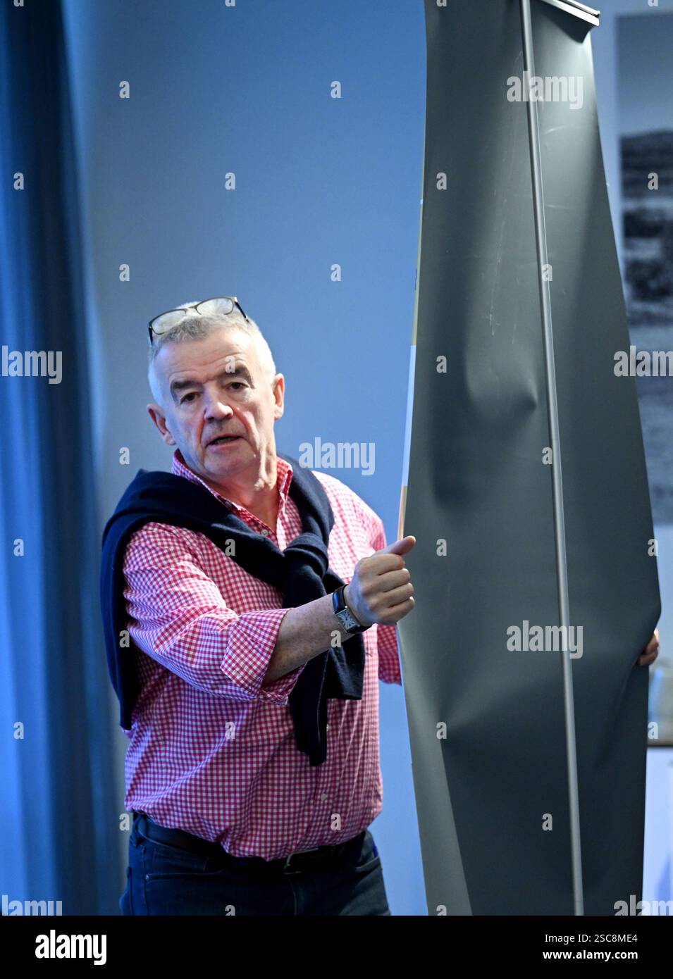 Michael O'Leary, CEO von Ryanair, auf einer Pressekonferenz zum Thema „aktuelle Entwicklungen – strategische Pläne für den Sommer“ am Mittwoch, 5. Februar 2025, in Wien. - 20250205 PD1369 Credit: APA-PictureDesk/Alamy Live News Stockfoto