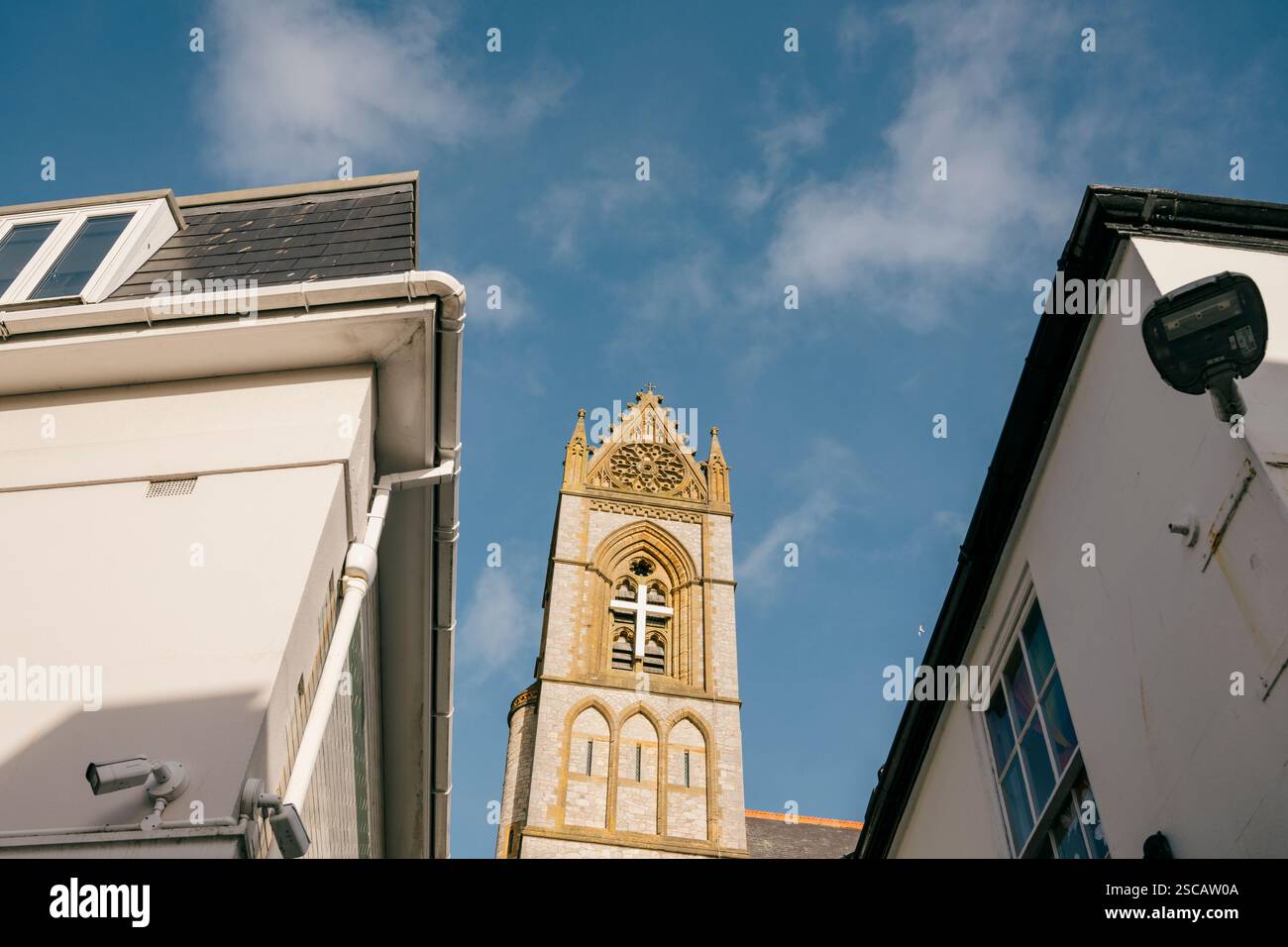 All Saints Kirchturm, Brixham, Devon, Großbritannien Stockfoto