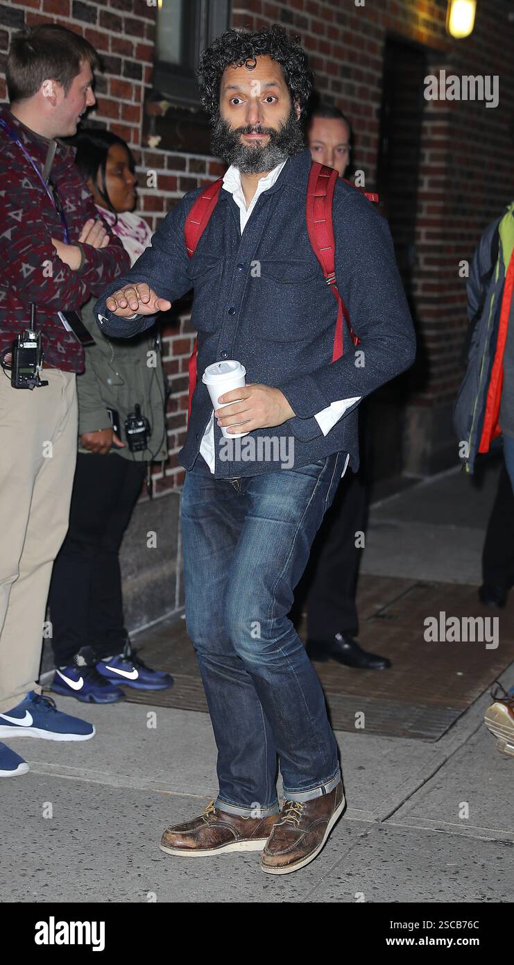 Jason Mantzoukas trat am 13. November 2018 in New York City in The Late Show with Stephen Colbert auf Stockfoto