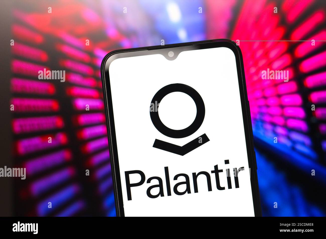 Kanada. Februar 2025. In dieser Abbildung wird das Palantir Technologies Logo auf einem Smartphone-Bildschirm angezeigt. (Credit Image: © Thomas Fuller/SOPA Images via ZUMA Press Wire) NUR REDAKTIONELLE VERWENDUNG! Nicht für kommerzielle ZWECKE! Stockfoto