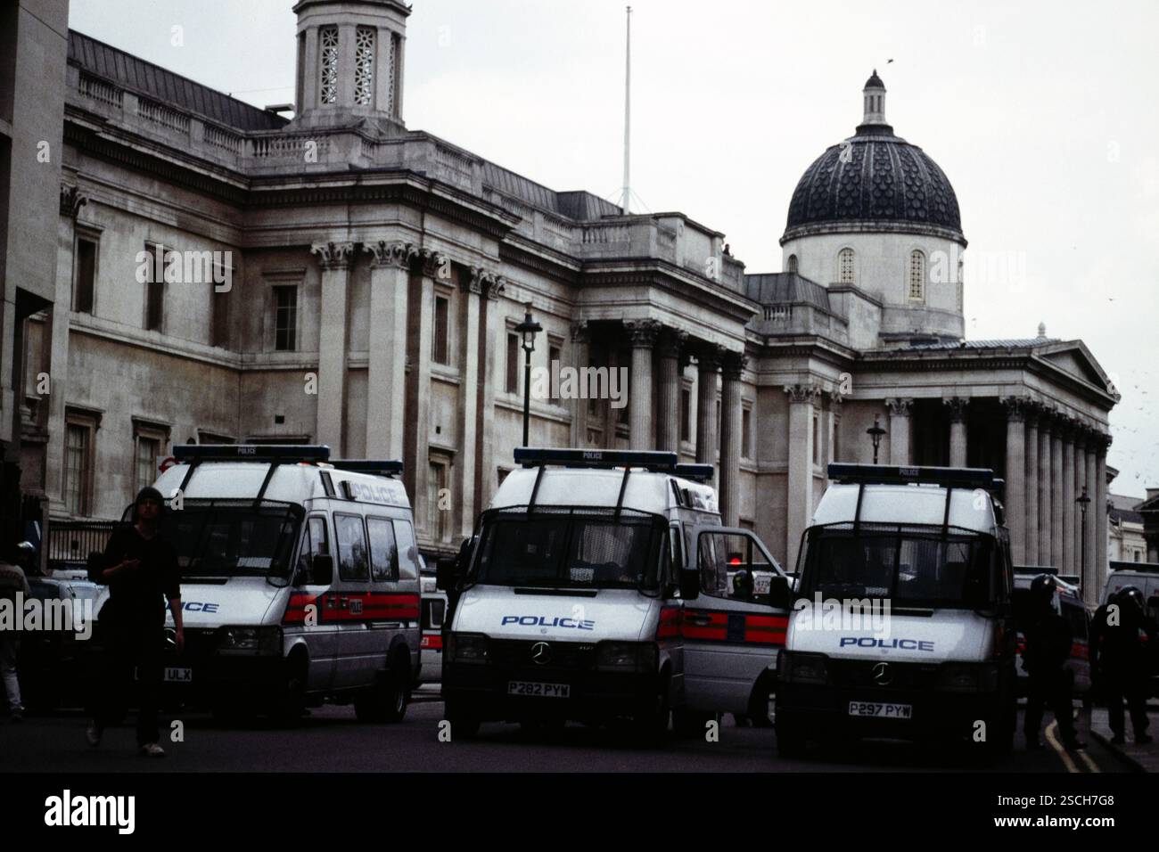 Polizeiwagen standen im Londoner Stadtzentrum an Stockfoto