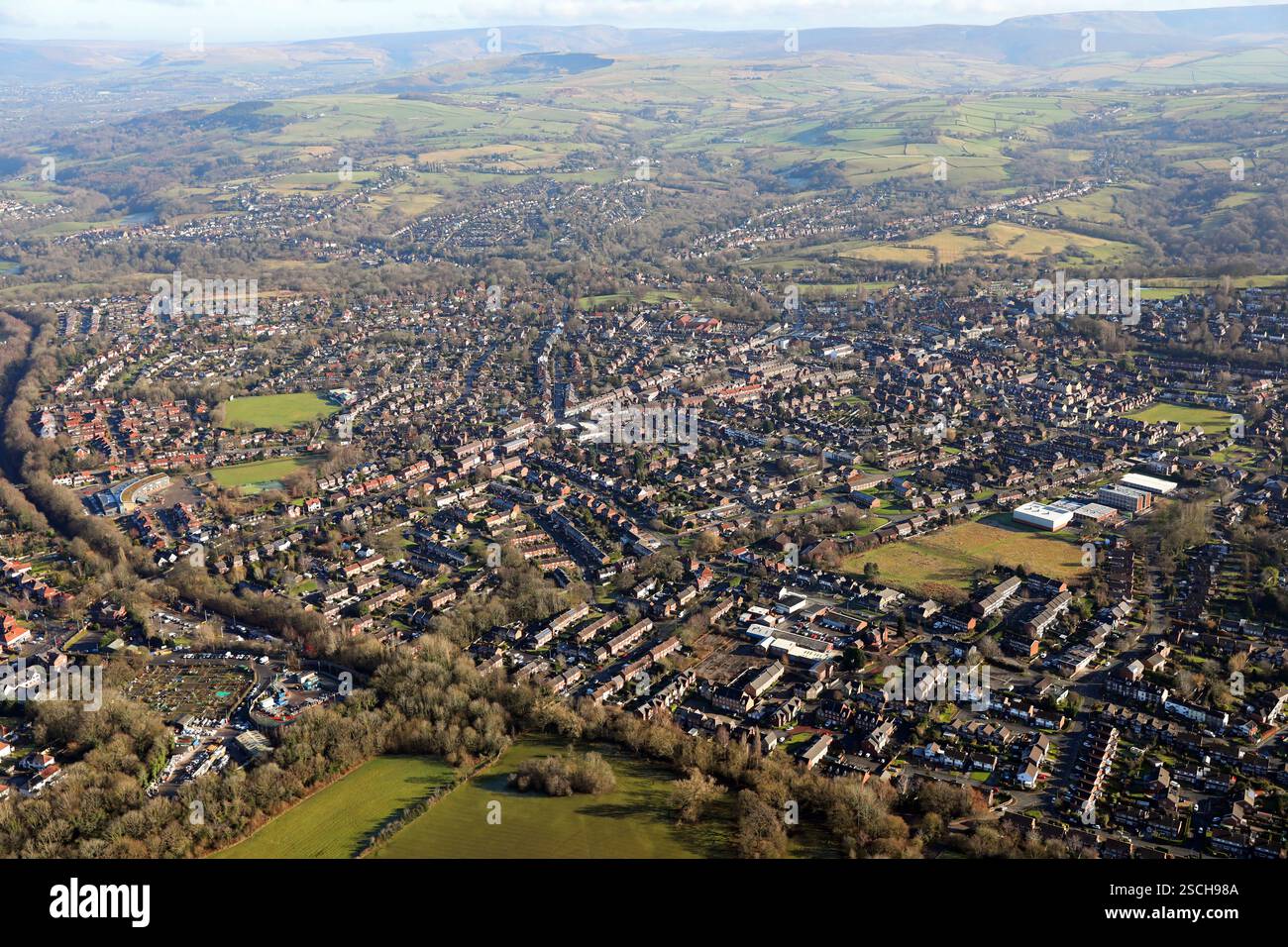 Aus der Vogelperspektive der Stadt Marple, Greater Manchester (früher in Cheshire), aus dem Westen nach Osten Stockfoto