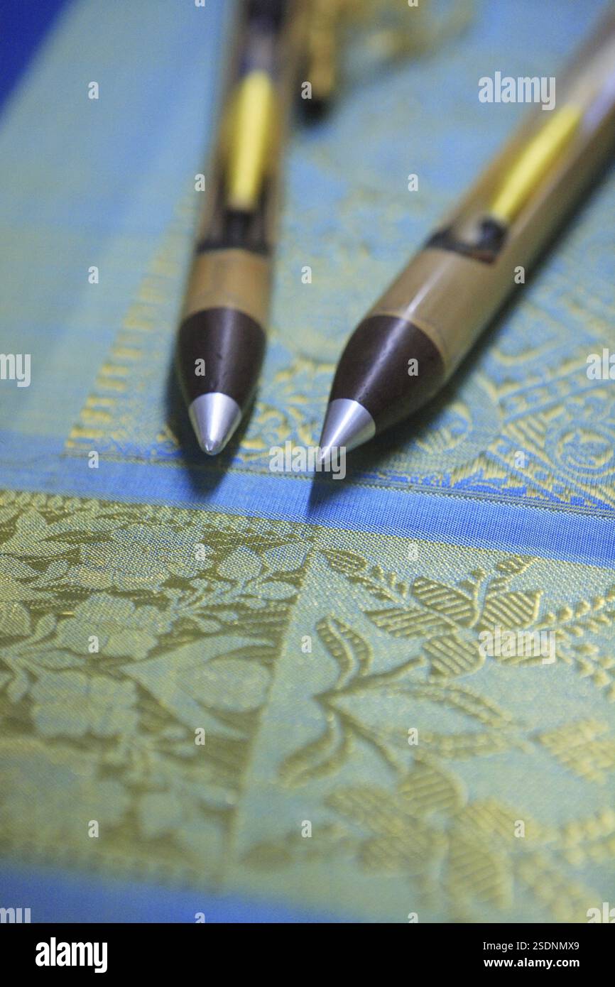 Handwebstuhl aus kanchipuram Seidensarees, Bezirk Kanchipuram, Tamil Nadu, Indien, Asien Stockfoto