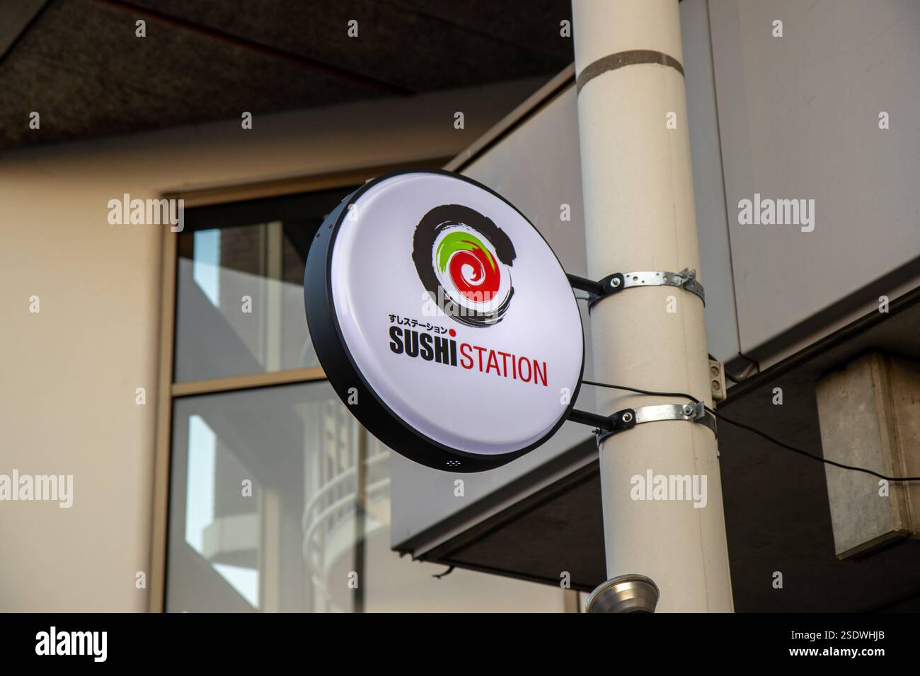 Sushi Station Restaurant Logo, Sushi online bestellen oder Sushi abholen, Nieuwegein Utrecht Stockfoto