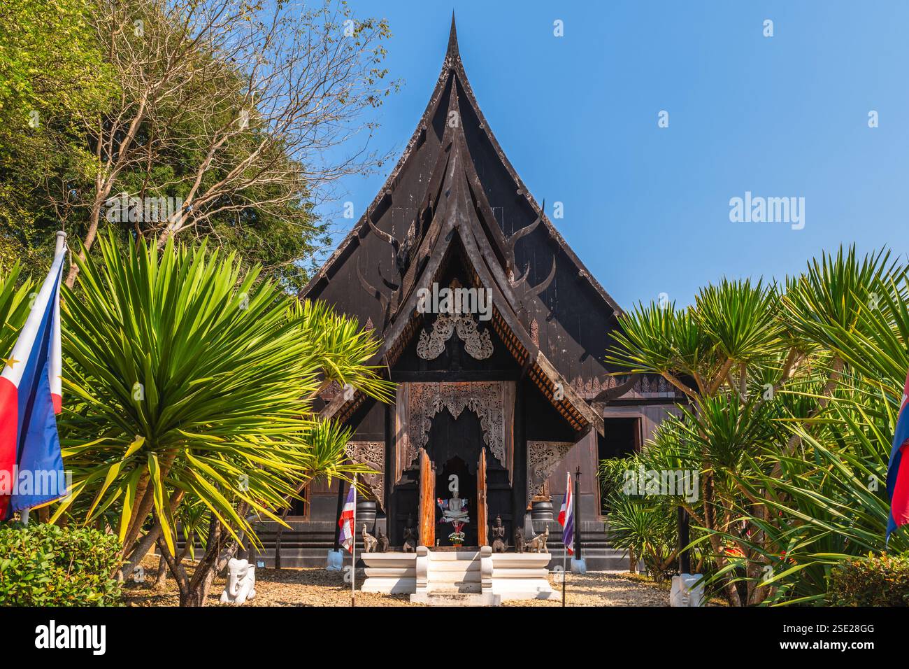 Baan Dam Museum, auch bekannt als Black House Museum, in Chiang Rai, Thailand Stockfoto