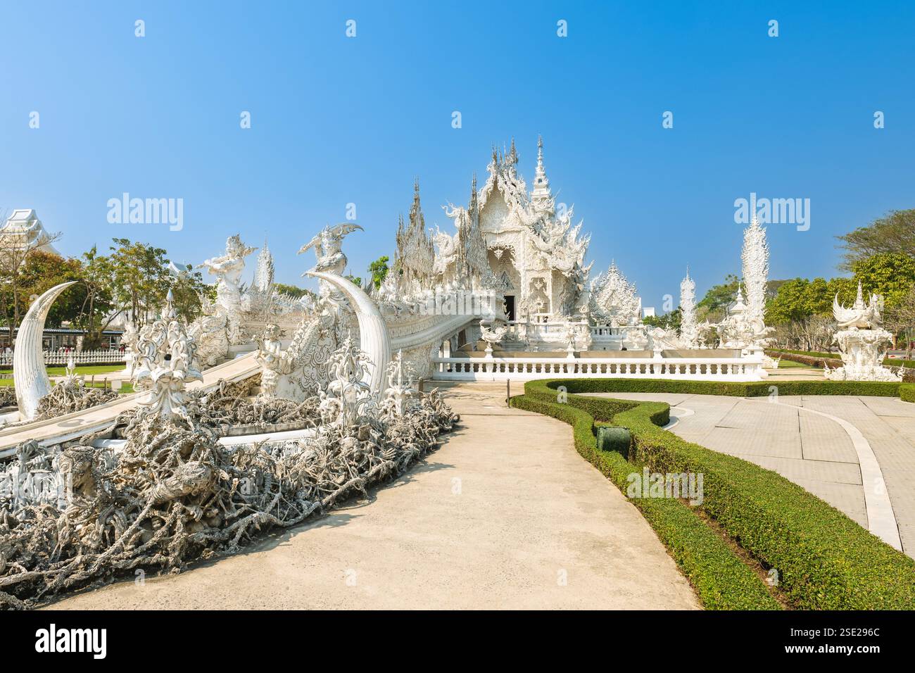 Wat Rong Khun, der weiße Tempel in Chiang Rai, Thailand Stockfoto