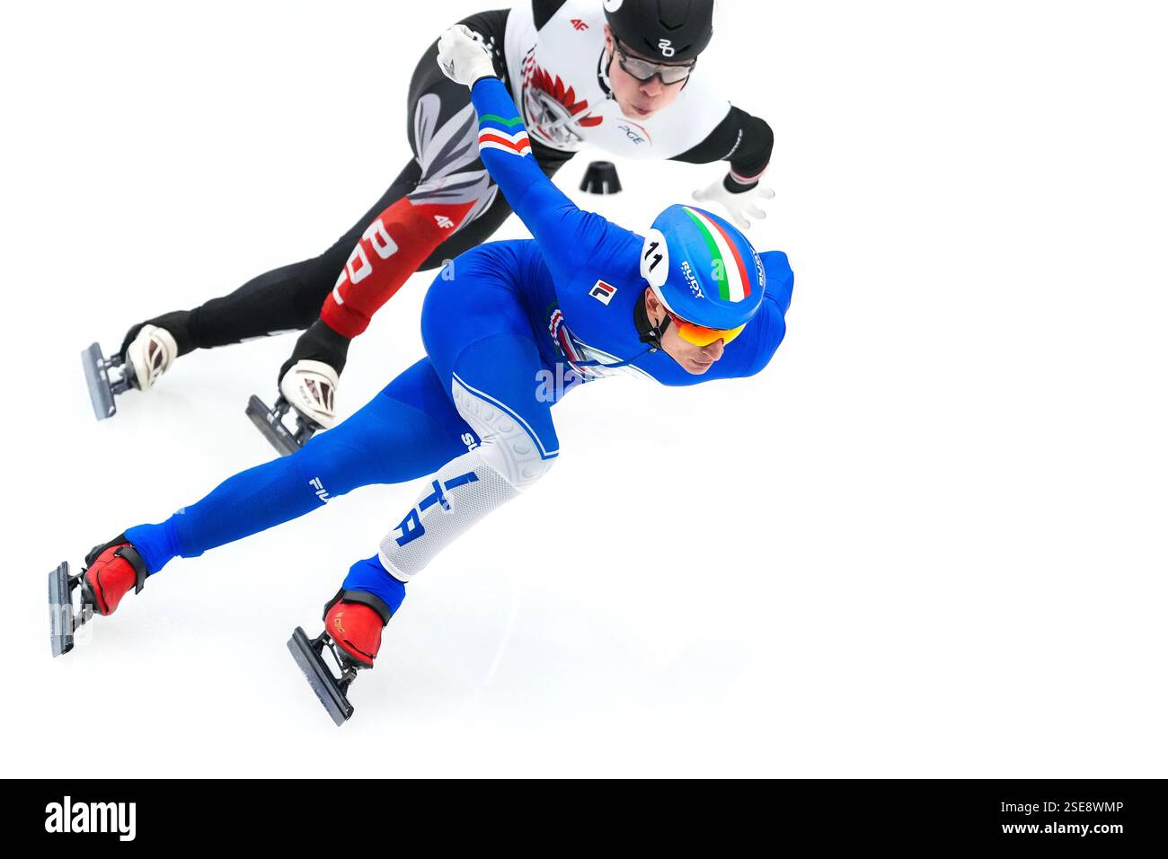 Tilburg, Niederlande. Februar 2025. TILBURG, NIEDERLANDE - 8. FEBRUAR: Pietro Sighel von Italien während der ISU World Tour 2024-2025 im IJsportcentrum am 8. Februar 2025 in Tilburg, Niederlande (Foto: Douwe Bijlsma/Orange Pictures) Credit: Orange Pics BV/Alamy Live News Stockfoto