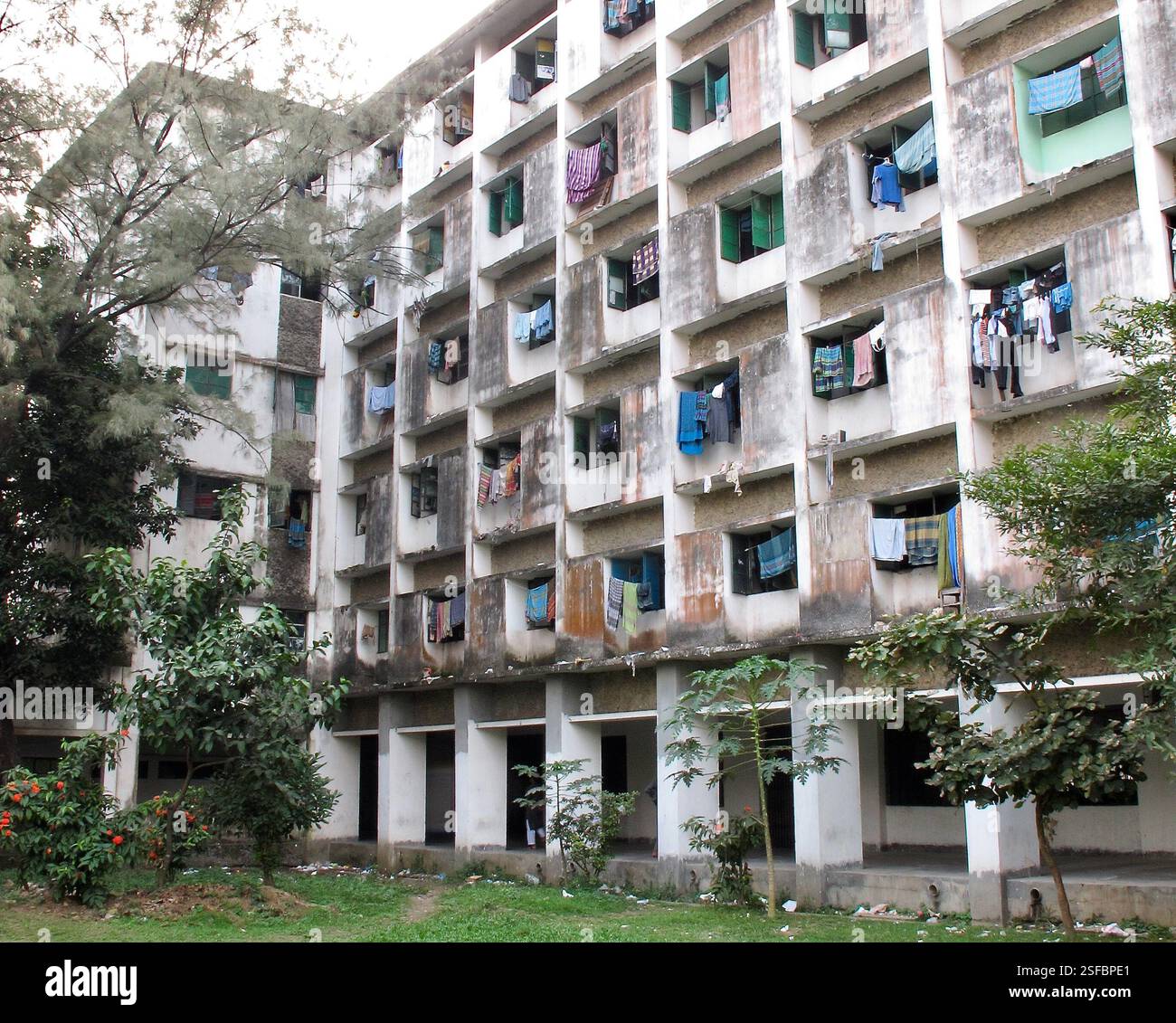 Hazi Muhammad Mohsin Hall an der Dhaka University, gegründet 1967 und benannt nach dem bengalischen Philanthropen Haji Muhammad Mohsin (1732–1812). Stockfoto