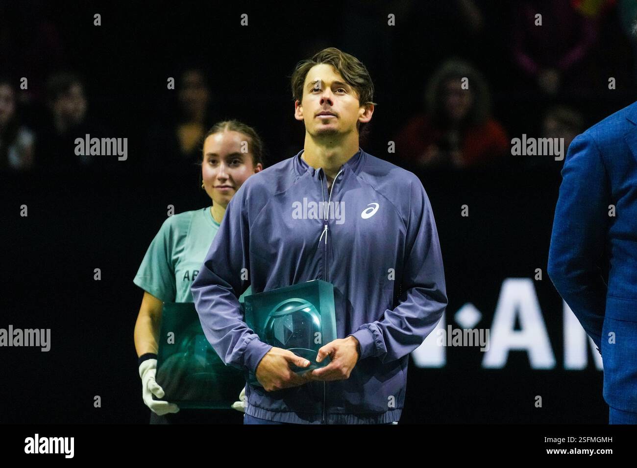 Rotterdam, Niederlande. Februar 2025. Rotterdam - Alex de Minau beim ABN AMRO Open Spiel zwischen Carlos Alcaraz und Alex de Minaur . Das Spiel findet am letzten Tag der 52. Ausgabe der ABN AMRO Open in Ahoy am 9. Februar 2025 in Rotterdam, Niederlande, statt. (VK Sportphoto/Danny de Groot) Credit: Parallax Pictures/Alamy Live News Stockfoto