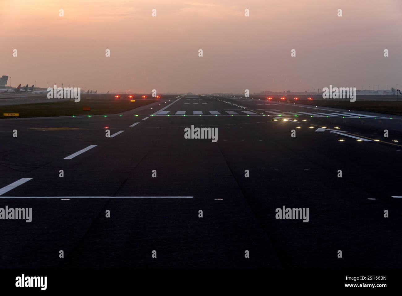 Flughafenszenen. Flughafen Bergamo, Italien Stockfoto