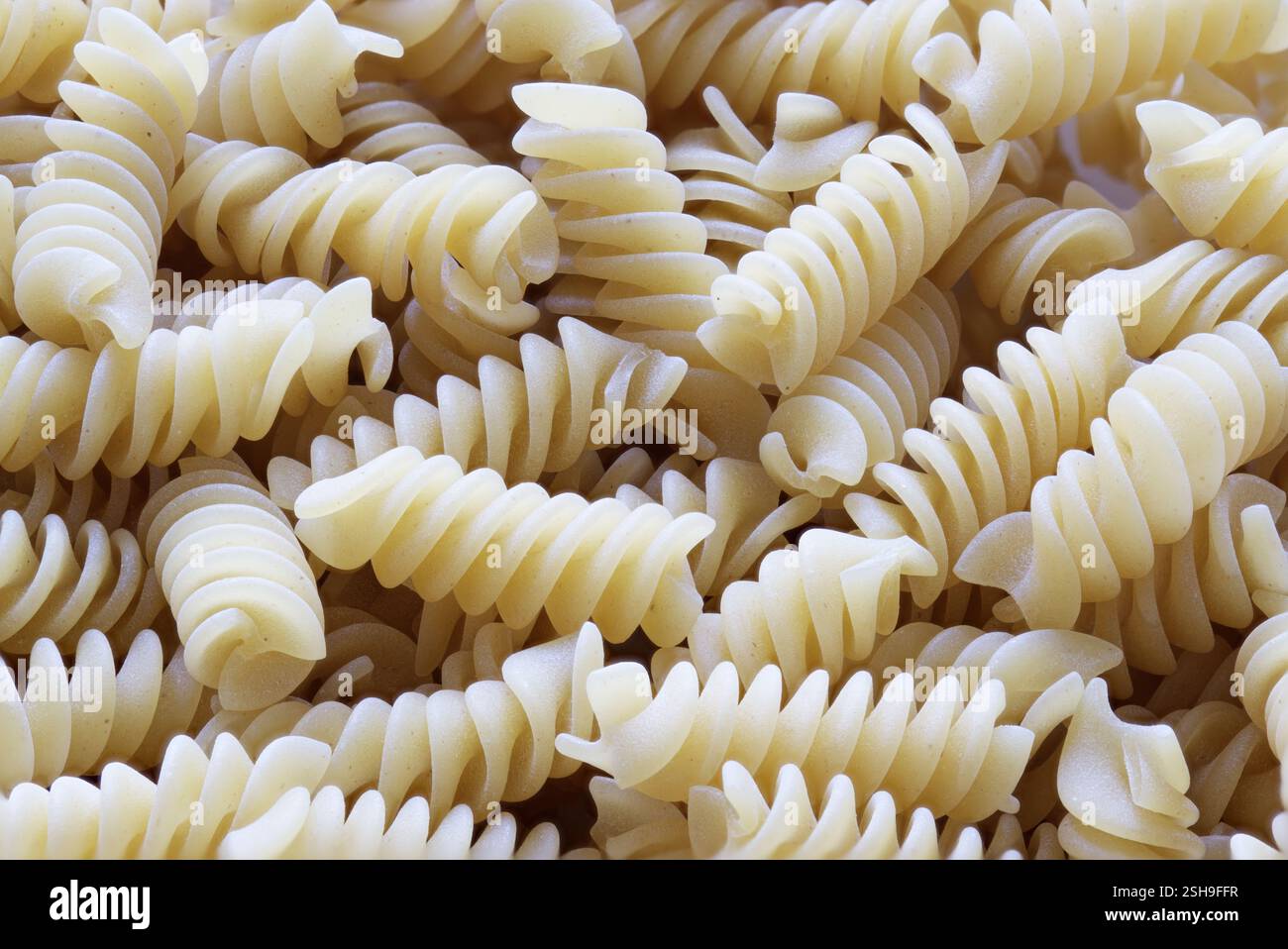 Fusilli Pasta, Fusilli sind eine Vielzahl von Pasta aus Süditalien Stockfoto